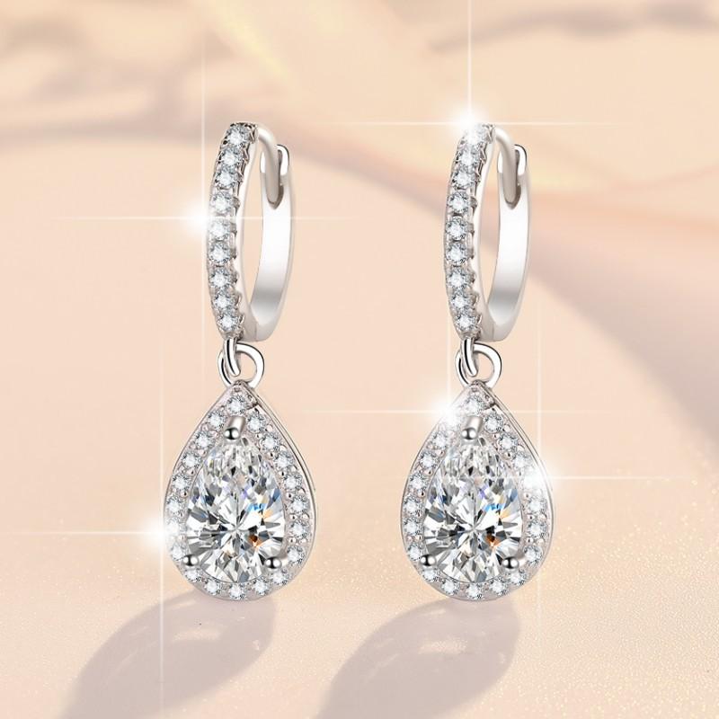 NO.176 S925 Sterling Silver Pear-Shaped Earrings Synthetic Moissanite Earrings Glittering daily life Earrings Springtok