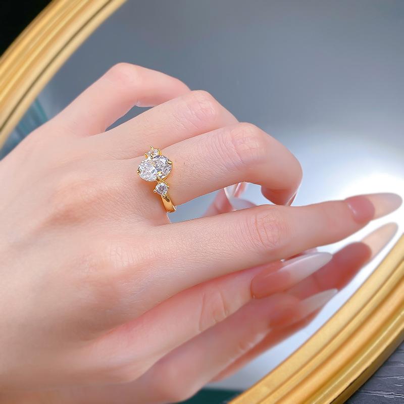 NO.044 S925 Sterling Silver Golden-Plated Oval Cut Ring 7 * 9mm 6A Cubic Zirconia Ring fashion jewelry accessory woman girl promise ring Springtok
