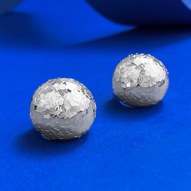 NO.183 S925 Sterling Silver Ice Crushing Ball Lamp Earrings Glittering daily life Earrings Springtok