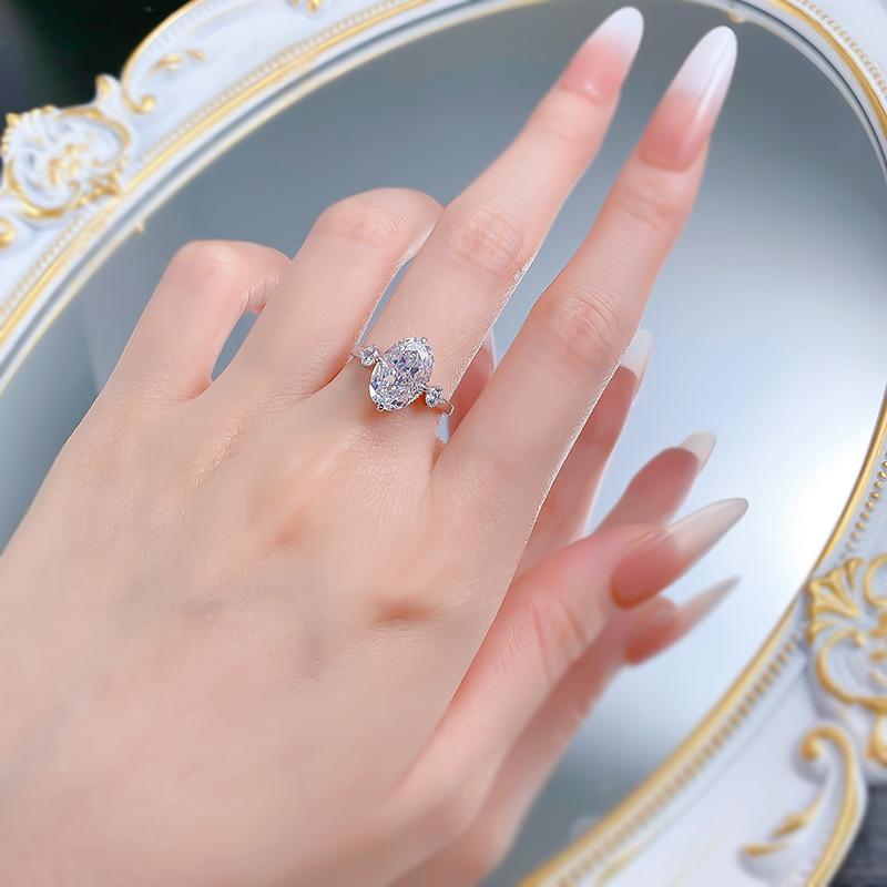S925 Sterling Silver Ice Flower Cut Oval Three-stones Ring 8*12mm 8A Cubic Zirconia Ring-371(35%)