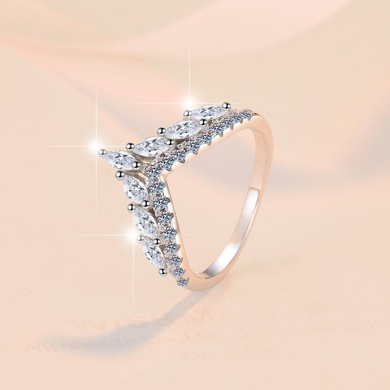 NO.144 925 Sterling Silver Full Star Crown Ring Synthetic Moissanite Ring elegant luxury daily life woman birthday gift engagement Springtok