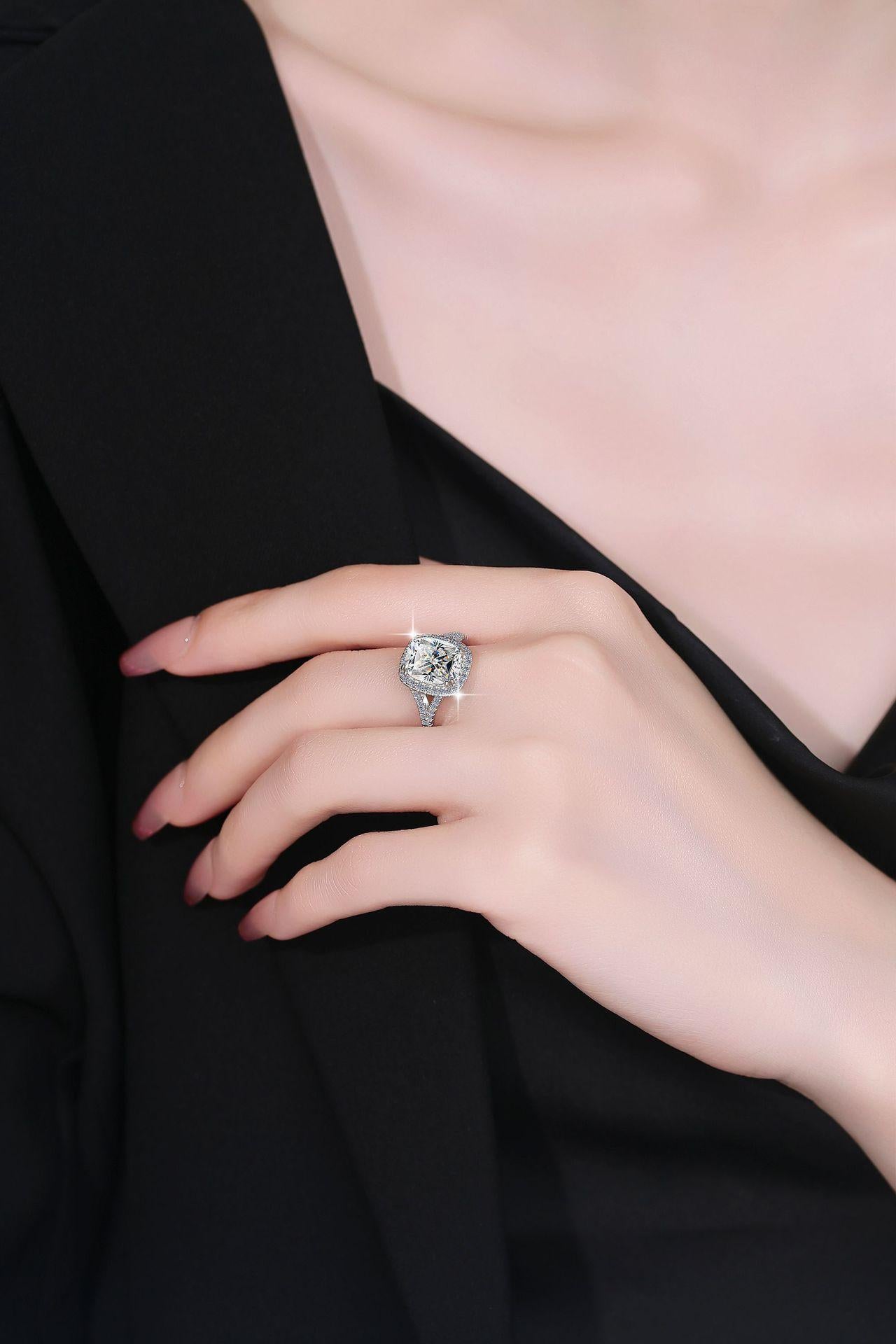 8A Cubic Zirconia S925 Sterling Silver V-Shaped Cushion Square Ring 4Carat-466(25%)