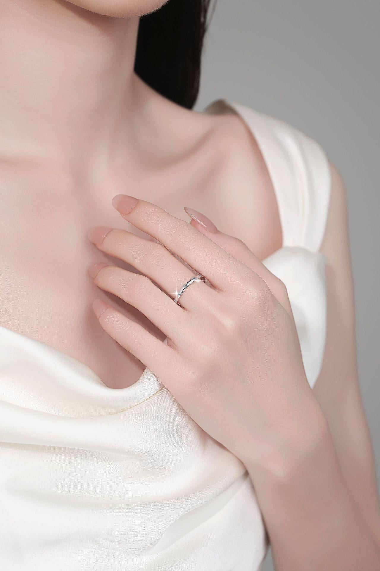 S925 Sterling Silver Full Band Ring Synthetic Moissanite Ring -568(35%)