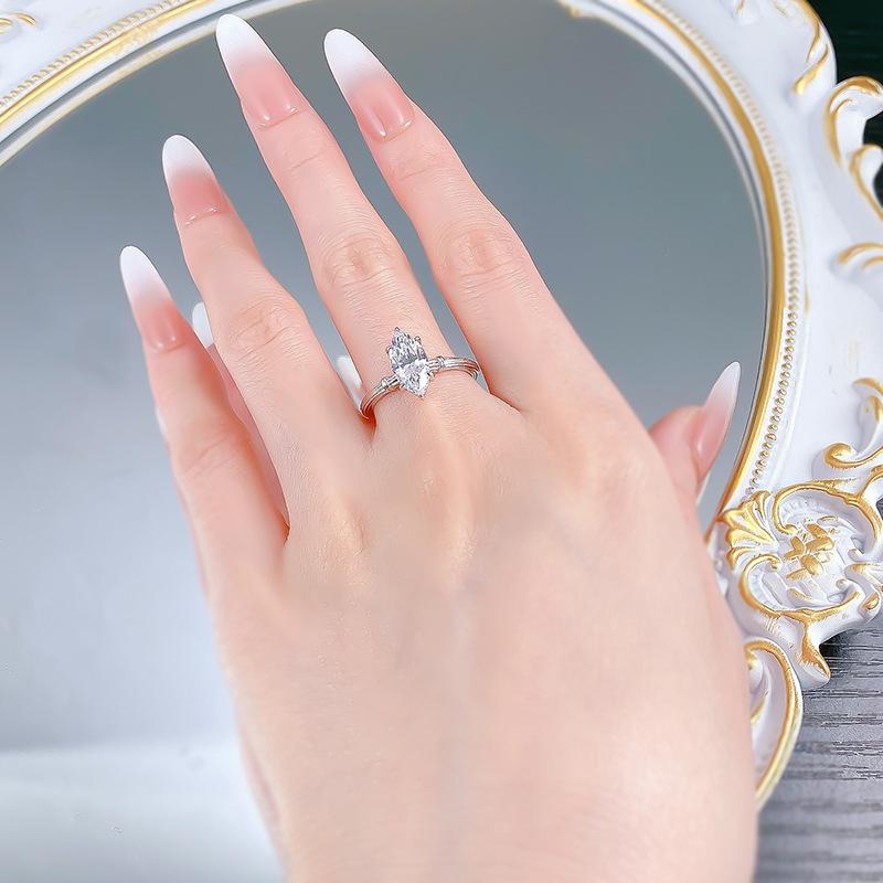 S925 Sterling Silver Bends and Hitches Twist Horse Eye Ring 6 * 12mm 6A Cubic Zirconia Ring-340(35%)