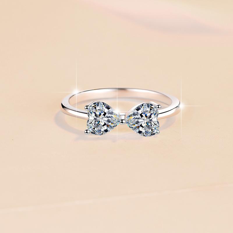 84. S925 Sterling Silver Heart-to-Heart Ring Synthetic Moissanite Ring