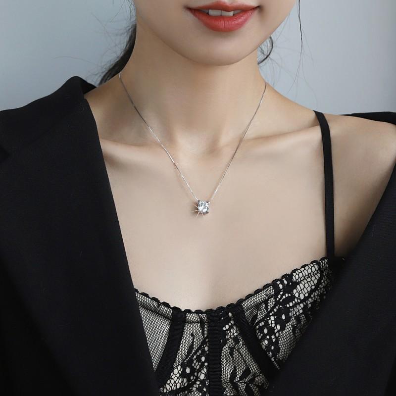 S925 Sterling Silver Four-Claw Necklace Synthetic Moissanite Birthday Gift Minimalist Pendant Necklace-331(35%)