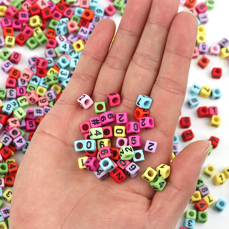 100 Pcs/Pack Acrylic Digital Loose Beads Mixed Color Digital Square Beads Flat round Beads Diy Hand Beaded Accessories