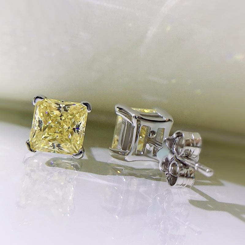 S925 Sterling Silver Ice Flower Cut Simple Princess Square Stud Earrings 6 * 6mm 8A Cubic Zirconia Stud Earrings Daily Life Earrings(35%)-644