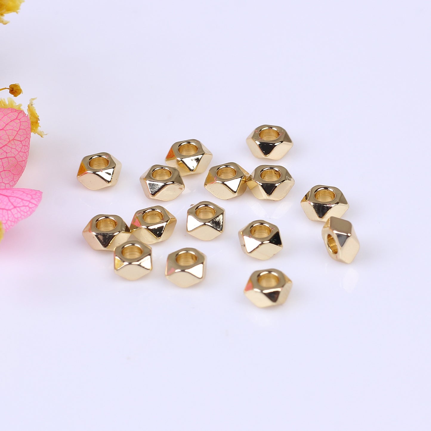 Flat Diamond Shaped Copper Bead For Jewelry DIY，Covered by 14/18K Real Gold Or Silver