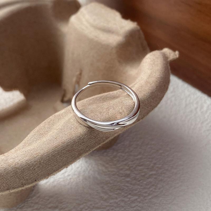 S925 Sterling Silver Simple Mobius Strip Couple Rings Plain Band -511 jewellery  with  meaning(45%)