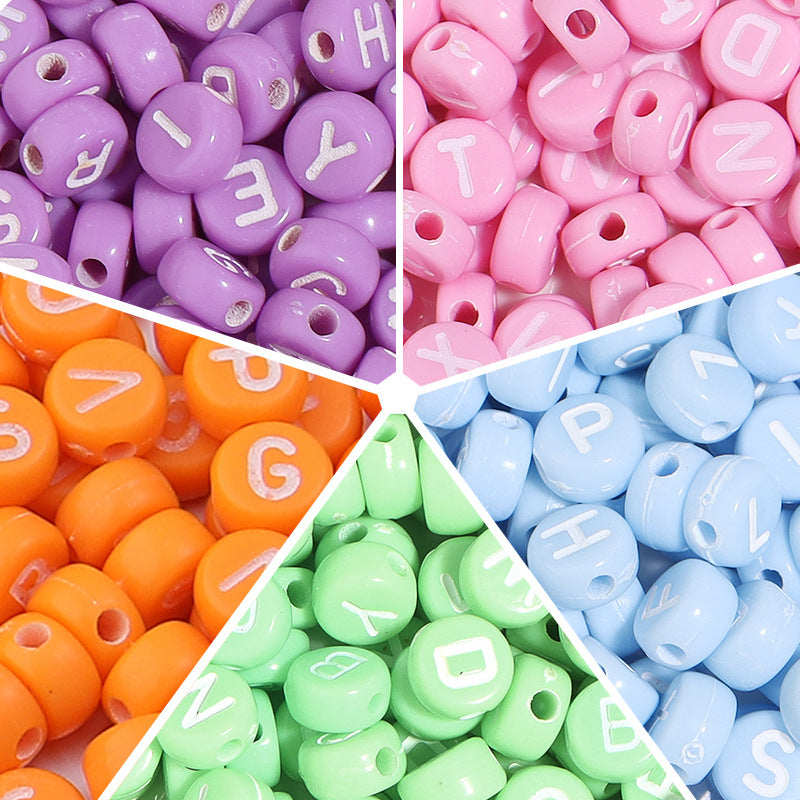 100 Pcs/Pack Acrylic Colorful Beads Mixed Color Flat round English Letters Loose Beads Diy Bracelet Beaded Material