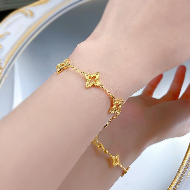 S925 Sterling Five-leaf Clover with Golden Trim Bracelet-309(45%)