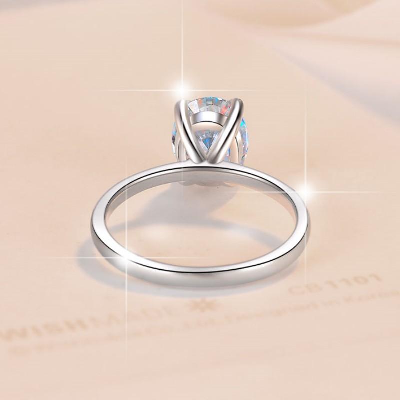 70. S925 Sterling Silver Oval Ring Synthetic Moissanite Ring