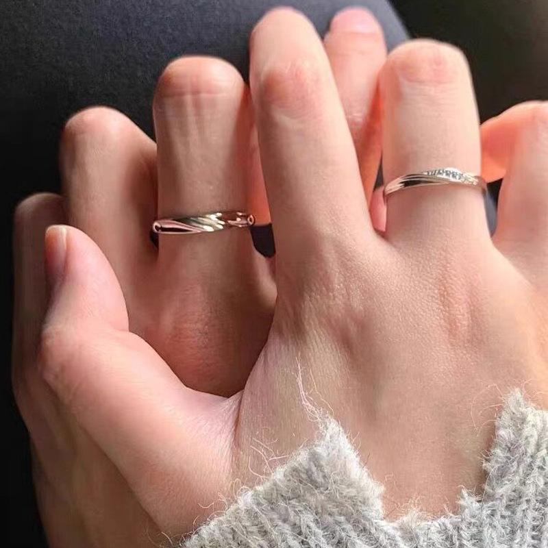 S925 Sterling Silver Simple Mobius Strip Couple Rings Plain Band -511 jewellery  with  meaning(45%)