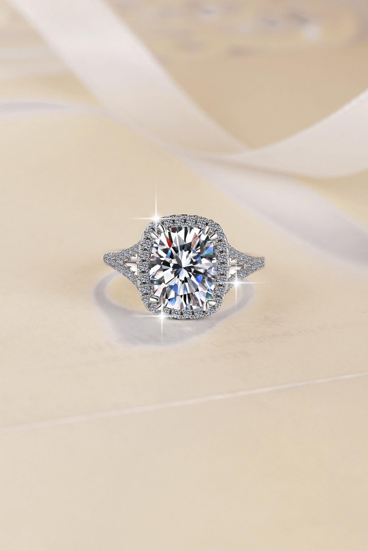 S925 Sterling Silver V-Shaped Cushion Square Ring Synthetic Moissanite Ring 4Carat-466 young  moissanite(25%)