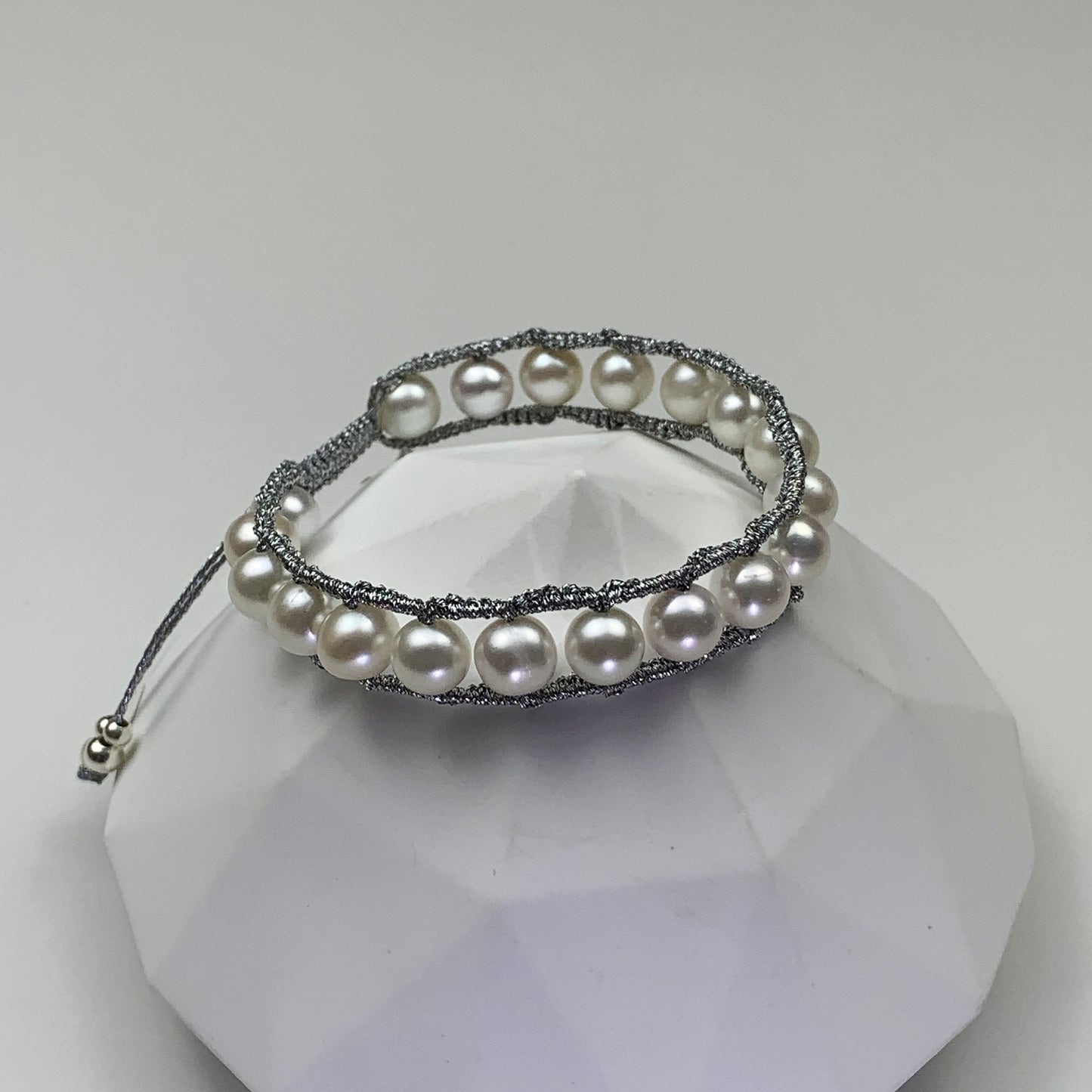 23.Pearl ladder bracelet