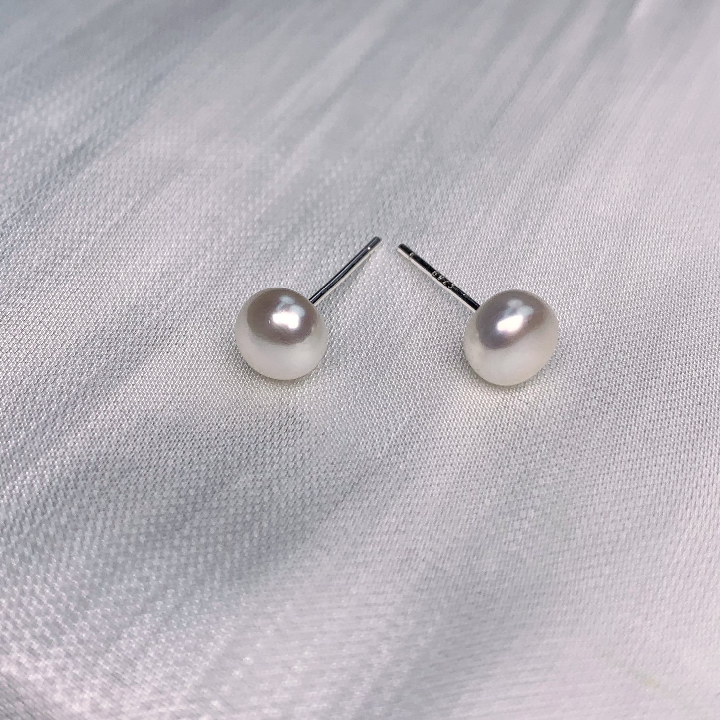 NO.1 Small fresh 6-7mm high light fresh water  Steamed bun pearl 925 silver Ear stud