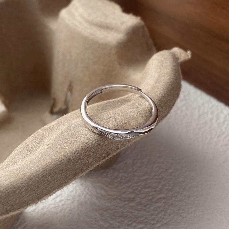 S925 Sterling Silver Simple Mobius Strip Couple Rings Plain Band -511 jewellery  with  meaning(45%)