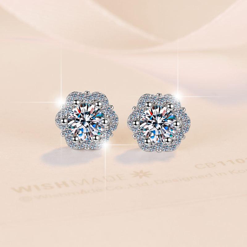 NO11-2. S925 Sterling Silver Stud Earrings for Women Plum Blossom Synthetic Moissanite Earrings