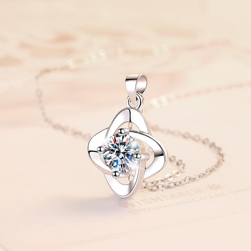 NO9-2. S925 Sterling Silver Four Petals During the synthetic Moissanite During