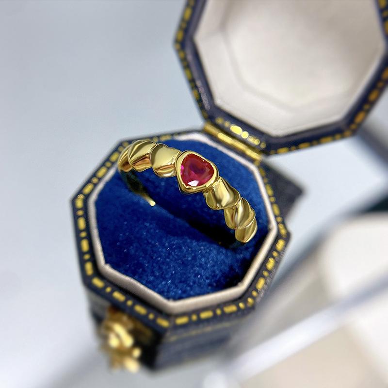 S925 Sterling Silver Red Heart Shape Golden Plated 4*4mm 6A Cubic Zirconia Ring jewelry accessory-124(45%)