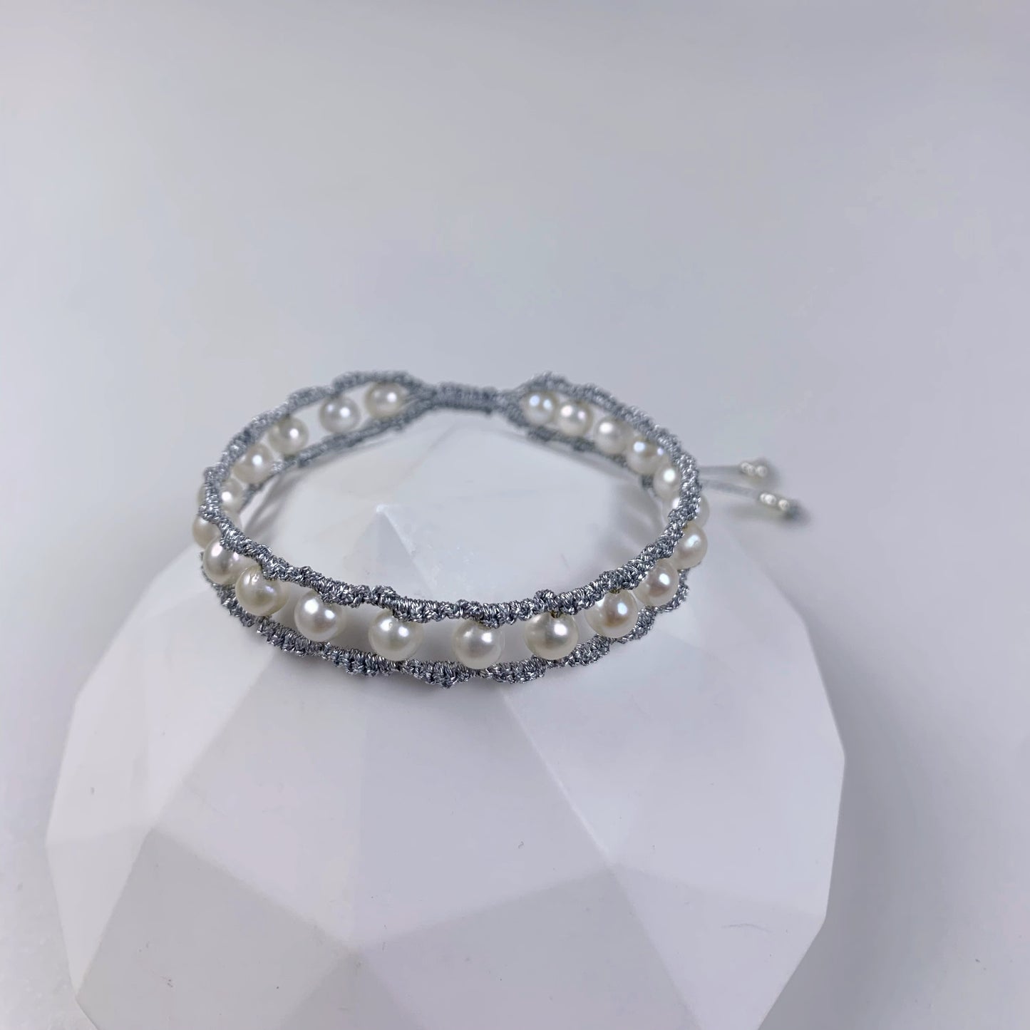 23.Pearl ladder bracelet