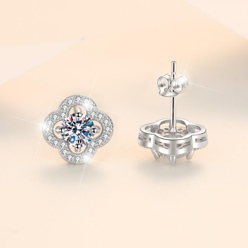 NO9-1. Silver  Four Petals Ear Stud Synthetic Moissanite Stud Earrings