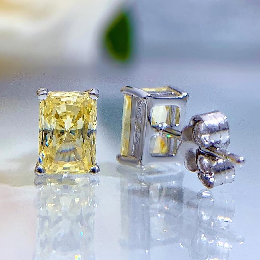 S925 Sterling Silver Ice Flower Cut Rectangular Stud Earrings 1 cart 5*7MM 8A Cubic Zirconia Stud Earrings Daily Life Earrings-610(35%)