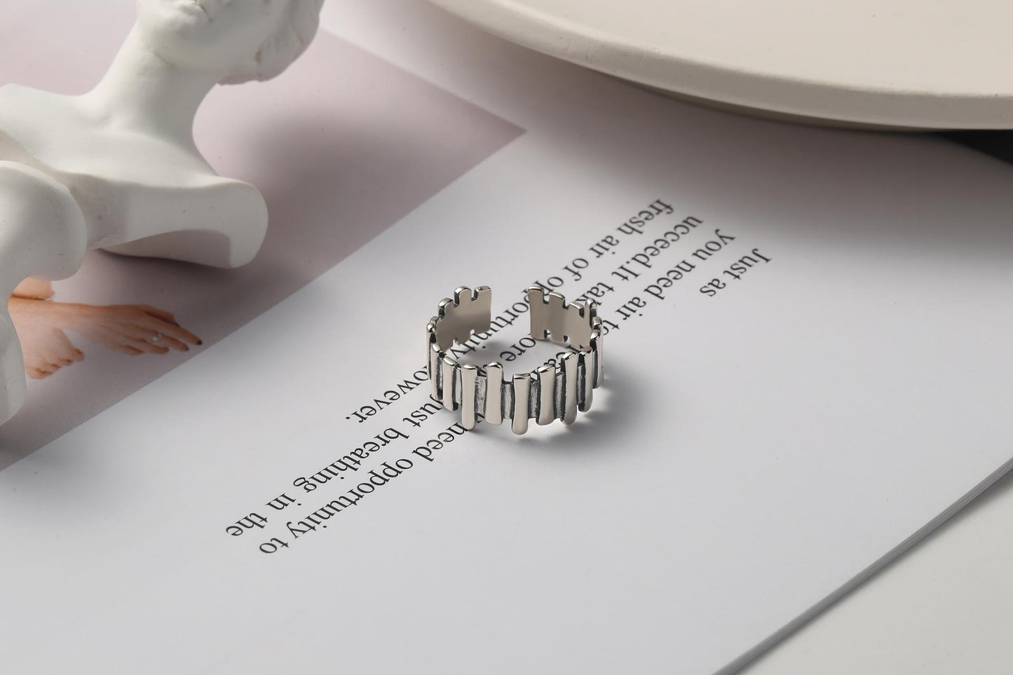 S925 Sterling Silver Vintage Irregular Solid Row Ring for Women - 536(45%)