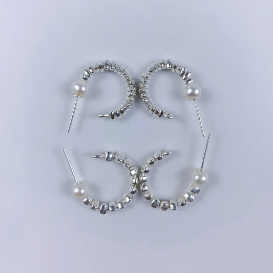 C-shaped Earstud