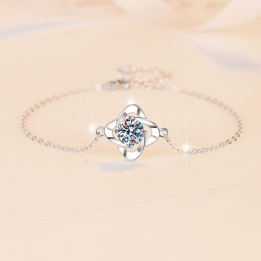 NO9-4. 925 Sterling Silver Four Petals Bracelet Synthetic Moissanite Bracelet