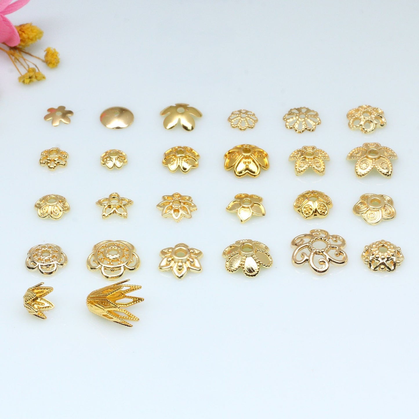 Hollow Petal Alloy Bead Holder For Jewelry DIY，10 pcs, Covered By 14/18K Real Gold Or Silver