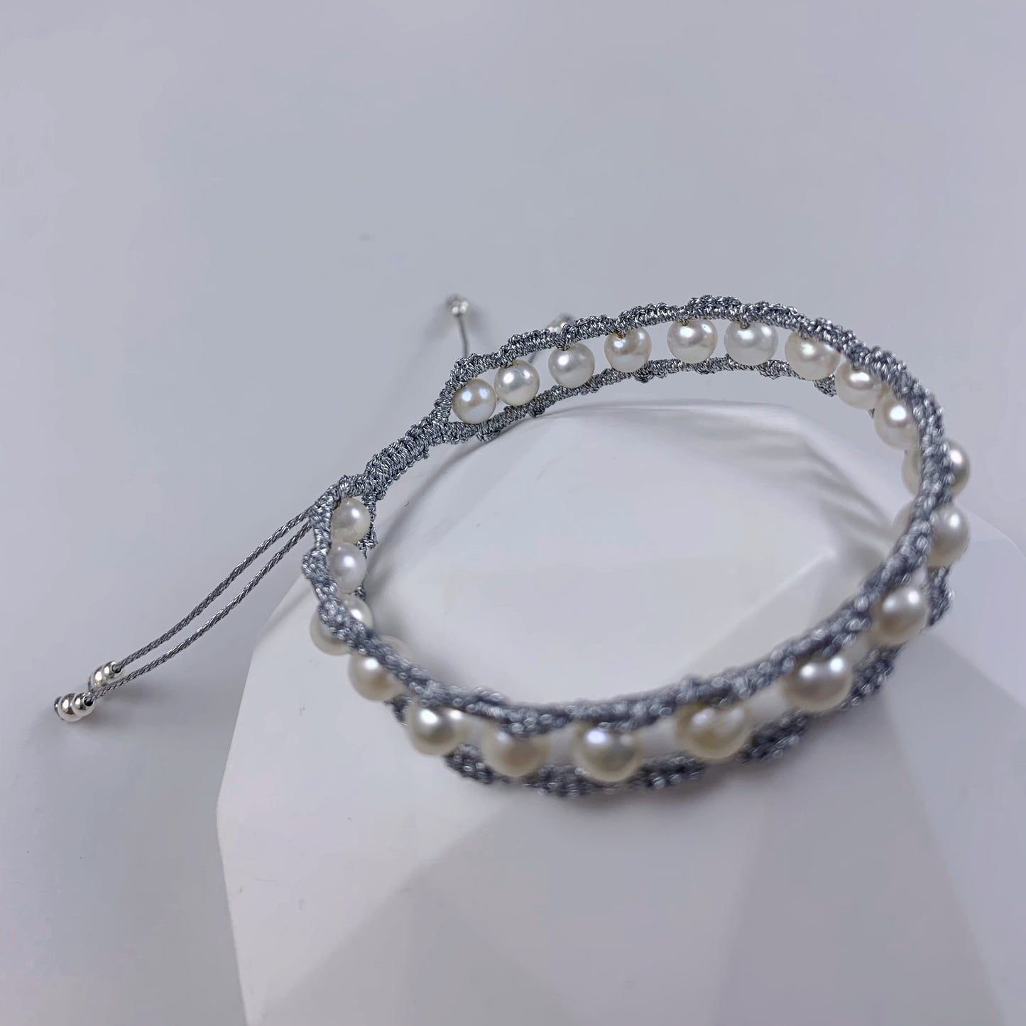 23.Pearl ladder bracelet