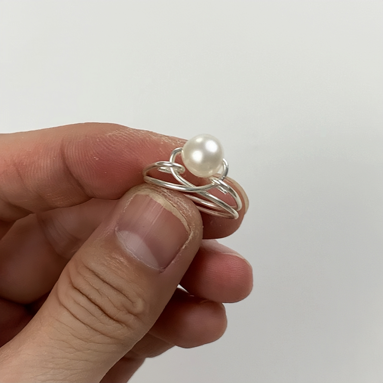 39.Small love pearl ring