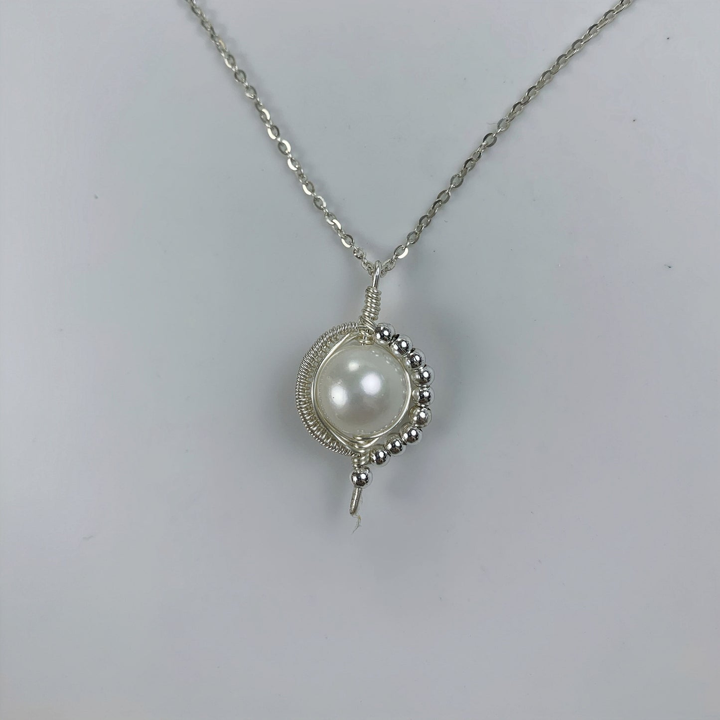 49.The Eye of Pearl pendant