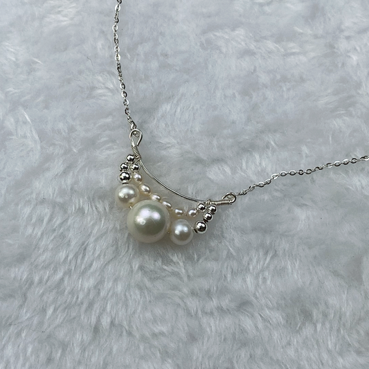 50.Lace Edison pearl necklace