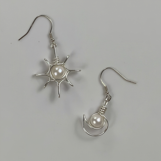 81.Sun-moon pearl earrings