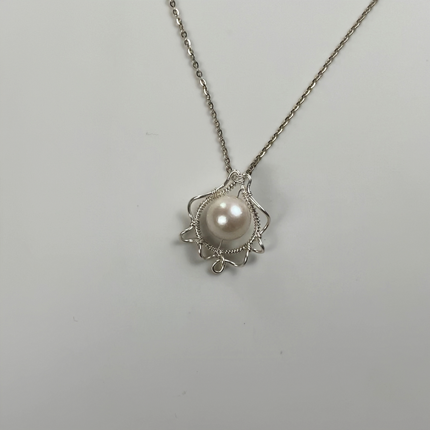 82.Edison Pearl pendant