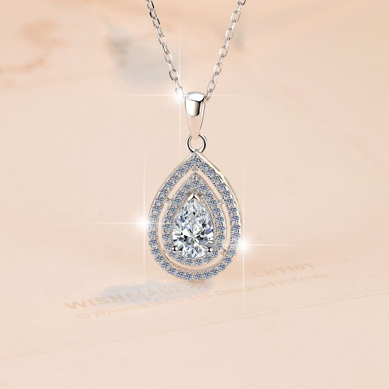 NO10-3. 925 sterling silver pear-shaped pendant/1 karat/synthetic moissanite pendant