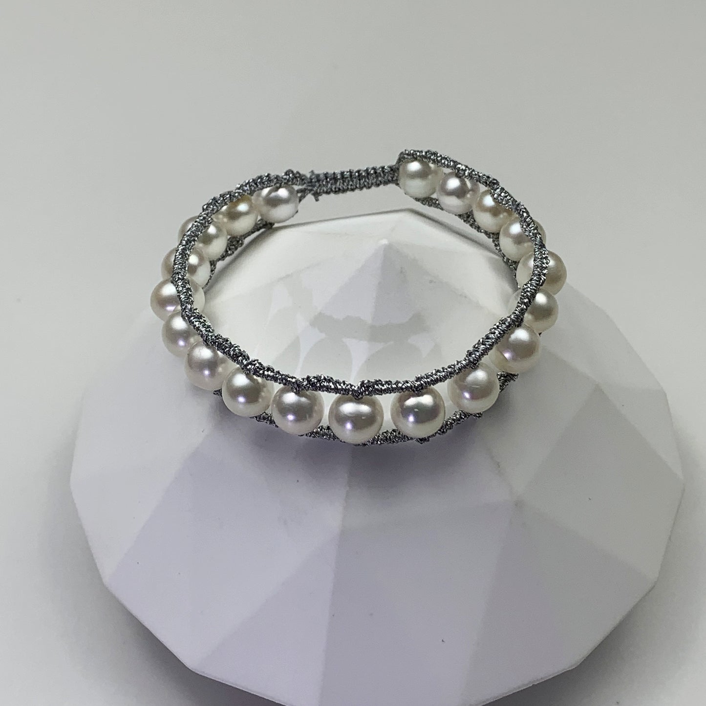 23.Pearl ladder bracelet