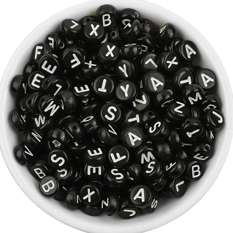 100 Pcs/Pack Acrylic Flat round Beads Diy Black Background White Love Beads/Single English Letter Loose Beads