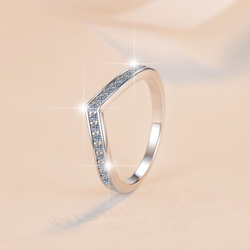 S925 Sterling Silver V-Shaped Band Ring Synthetic Moissanite Ring-297(35%)
