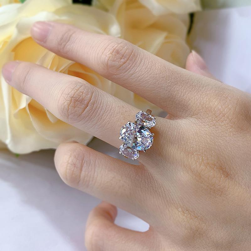 S925 Sterling Silver Big Three-stones Oval Cut Oval Ring 8*11mm 6A Cubic Zirconia Ring-234(35%)