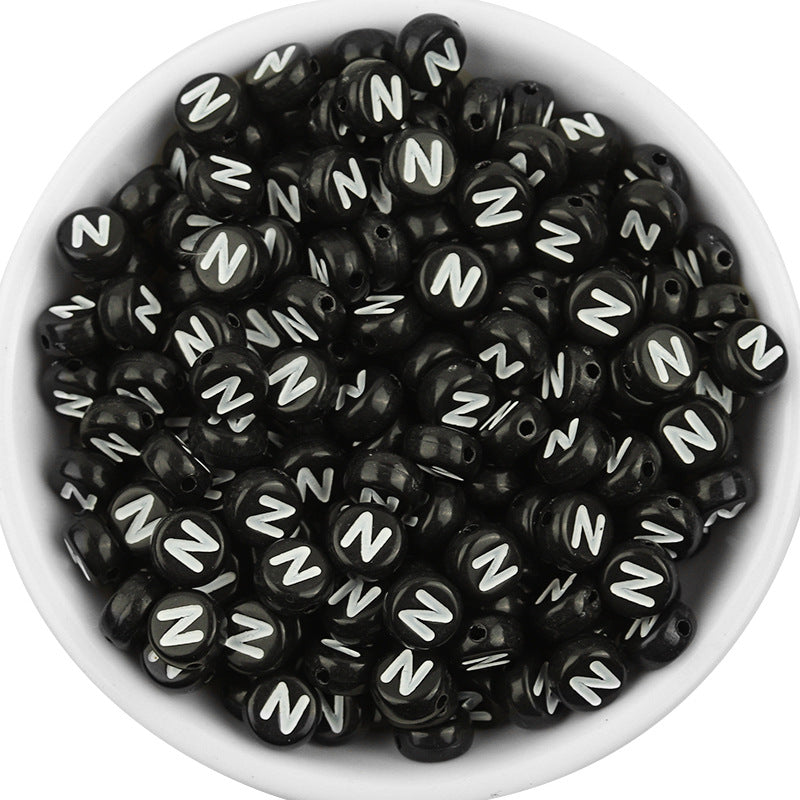 100 Pcs/Pack Acrylic Flat round Beads Diy Black Background White Love Beads/Single English Letter Loose Beads