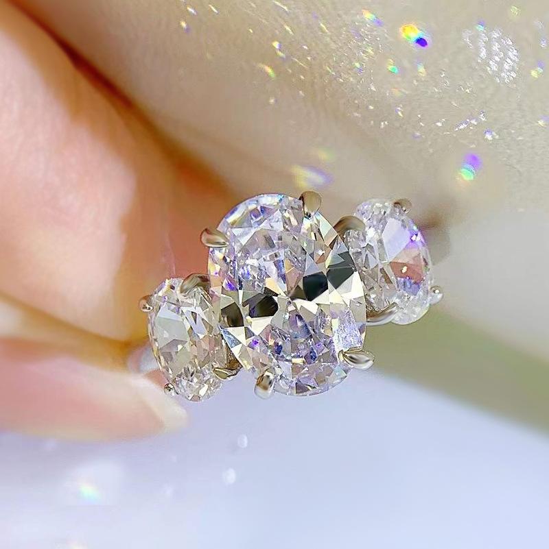 S925 Sterling Silver Big Three-stones Oval Cut Oval Ring 8*11mm 6A Cubic Zirconia Ring-234(35%)