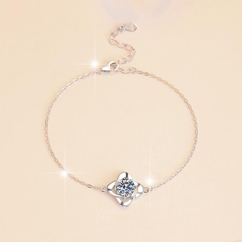 925 Sterling Silver Four Petals Bracelet Synthetic Moissanite Bracelet-313(35%)