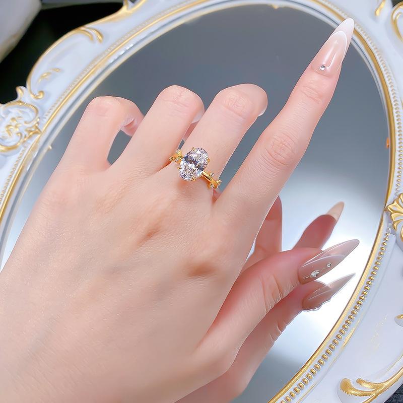 S925 Sterling Silver Oval Pigeon Egg Shape Four-Claw Ring 8*12mm 8A Cubic Zirconia Ring-577(35%)